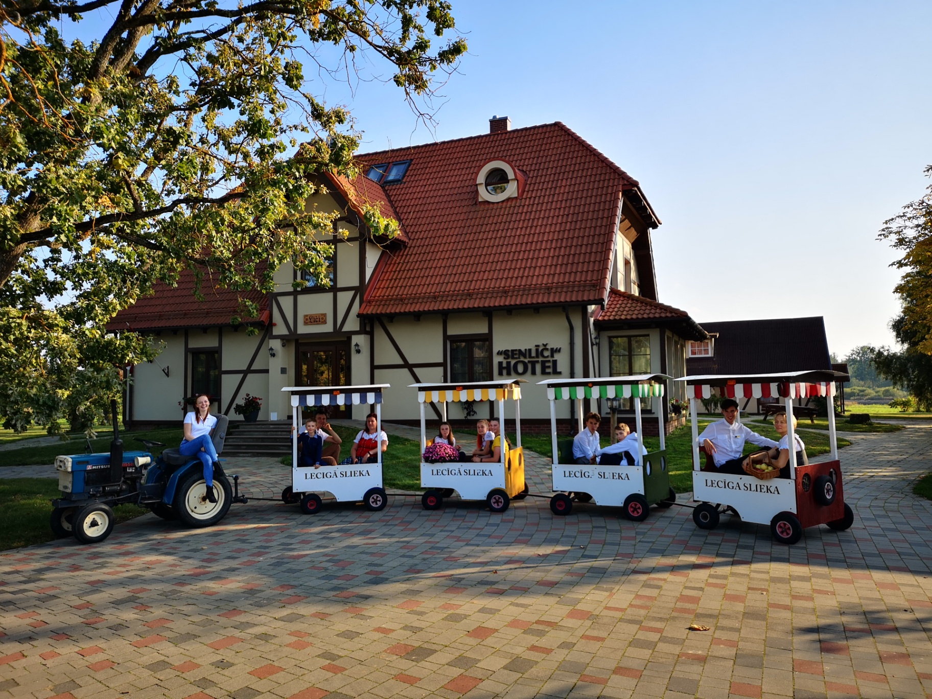 Senlaiku Rēgi Senlīči Hotel | Lauku viesnīca Jelgavas novadā